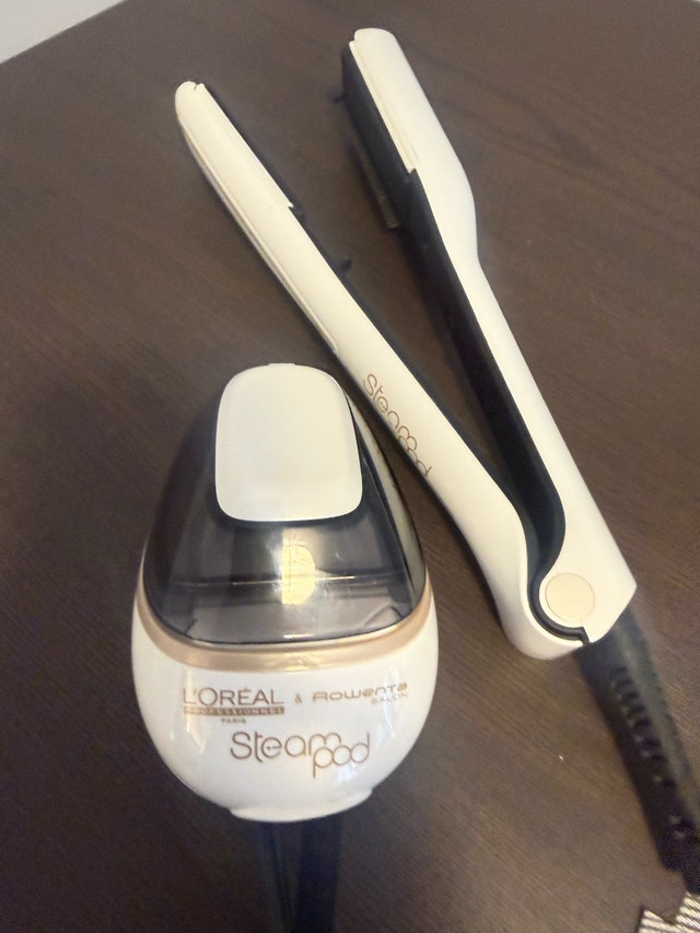 L'Oreal SteamPod 2.0 Hair Straightener Styler - Like New