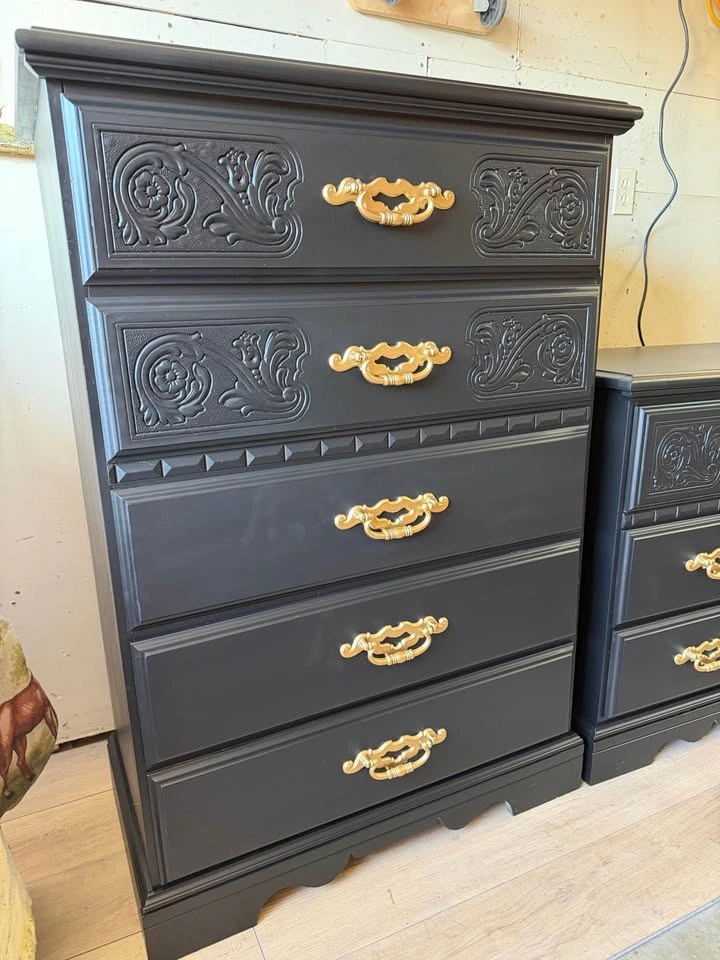 Refurbished Black Solid Wood Dresser Set - photo 2