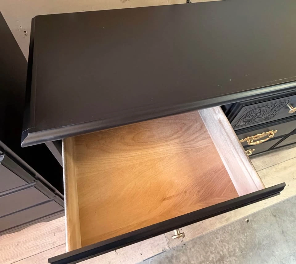 Refurbished Black Solid Wood Dresser Set - photo 5