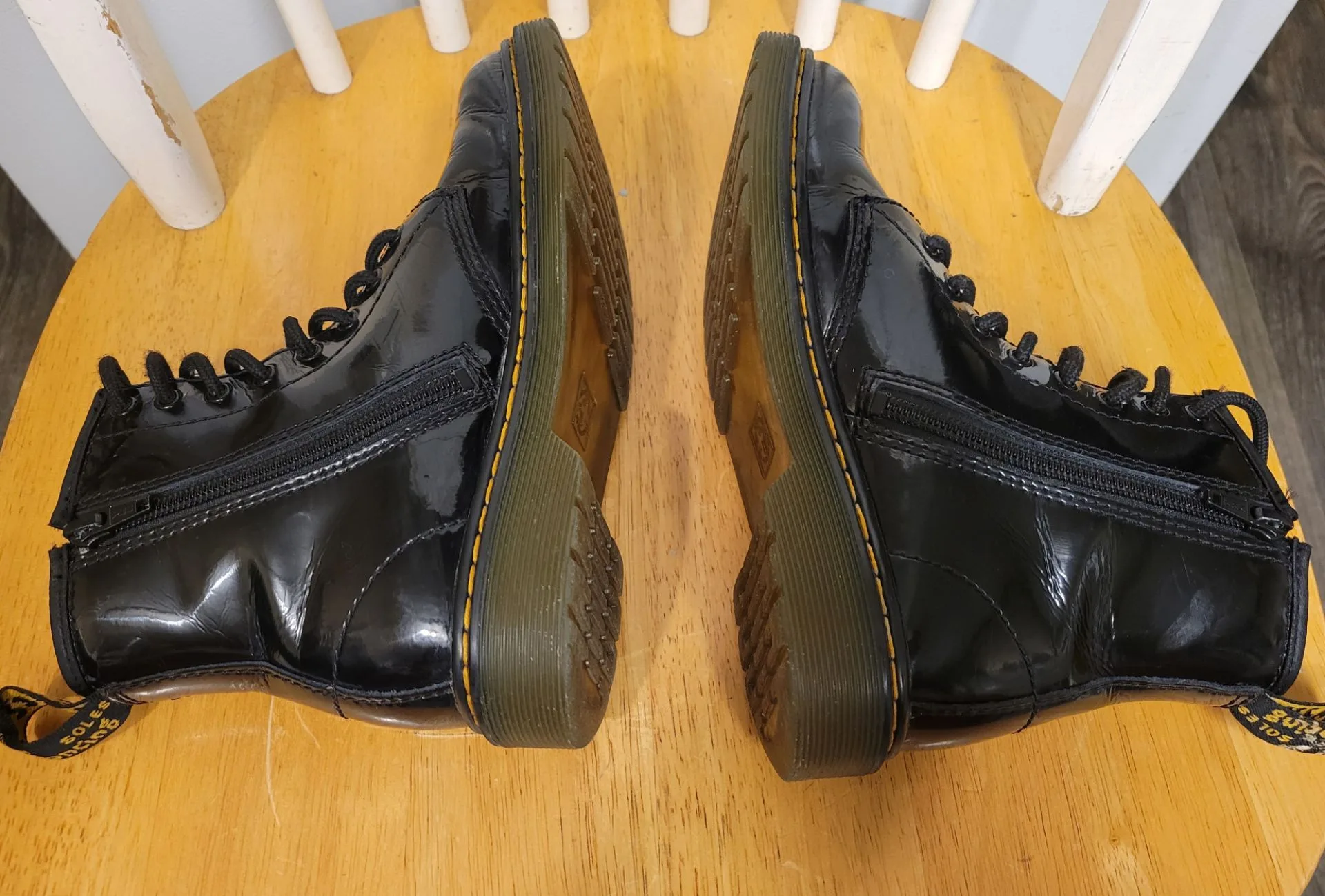 Dr. Martens Junior 1460 Patent Leather Lace Up Boots, Black Size - photo 4