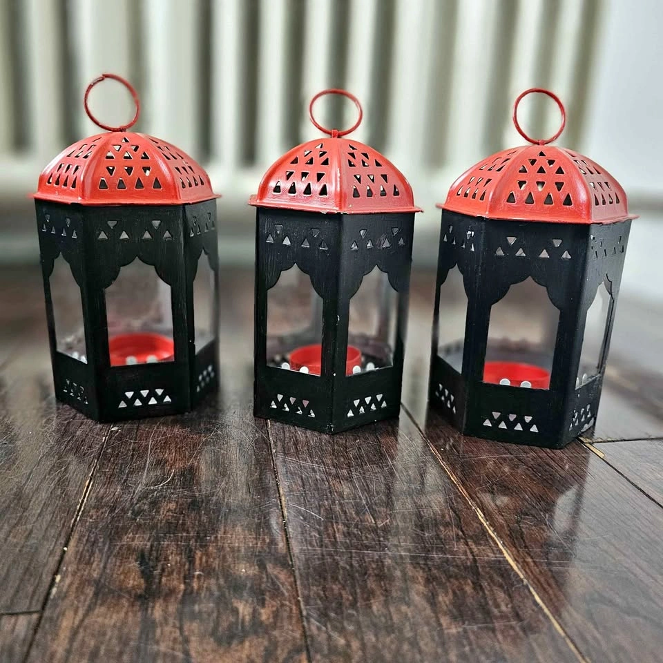 Set of 3 Red Black Metal Hanging Tea Light Lanterns