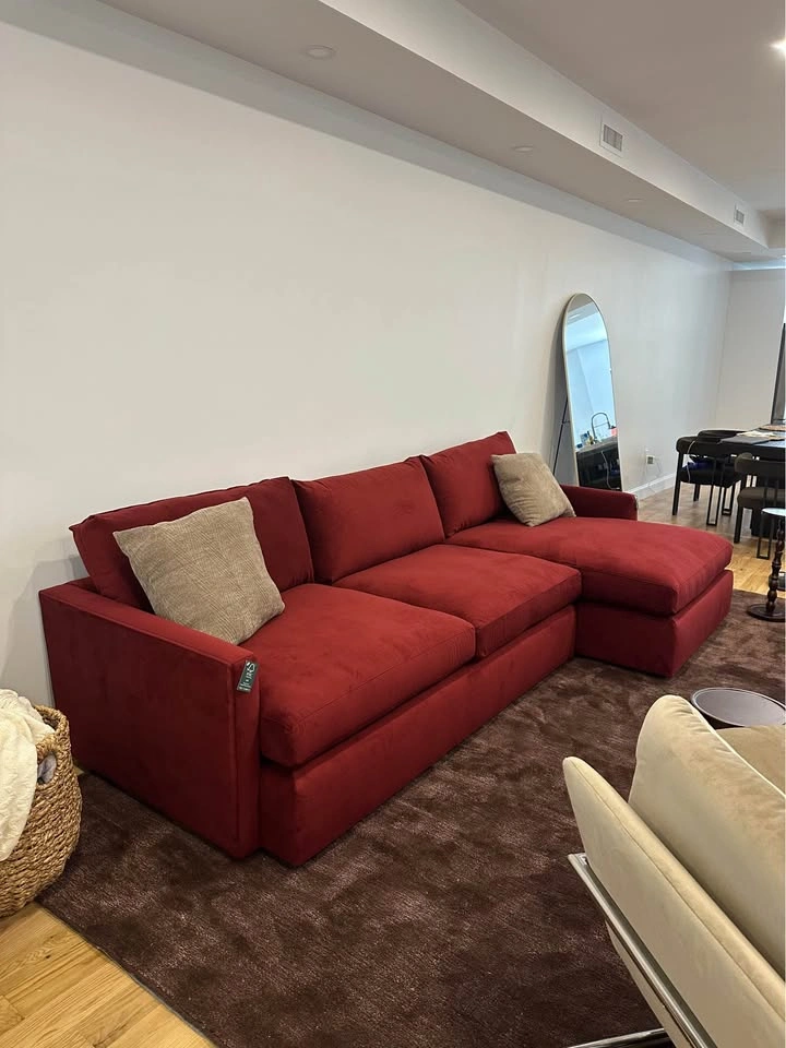 Crate & Barrel Sectional with Chaise - photo 3