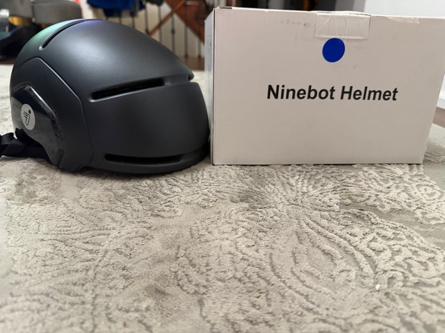New Segway Ninebot Helmet V11 Size Large New in box - photo 3