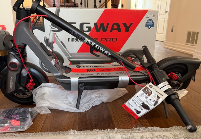 Segway Ninebot F3 Brand New Electric Scooter