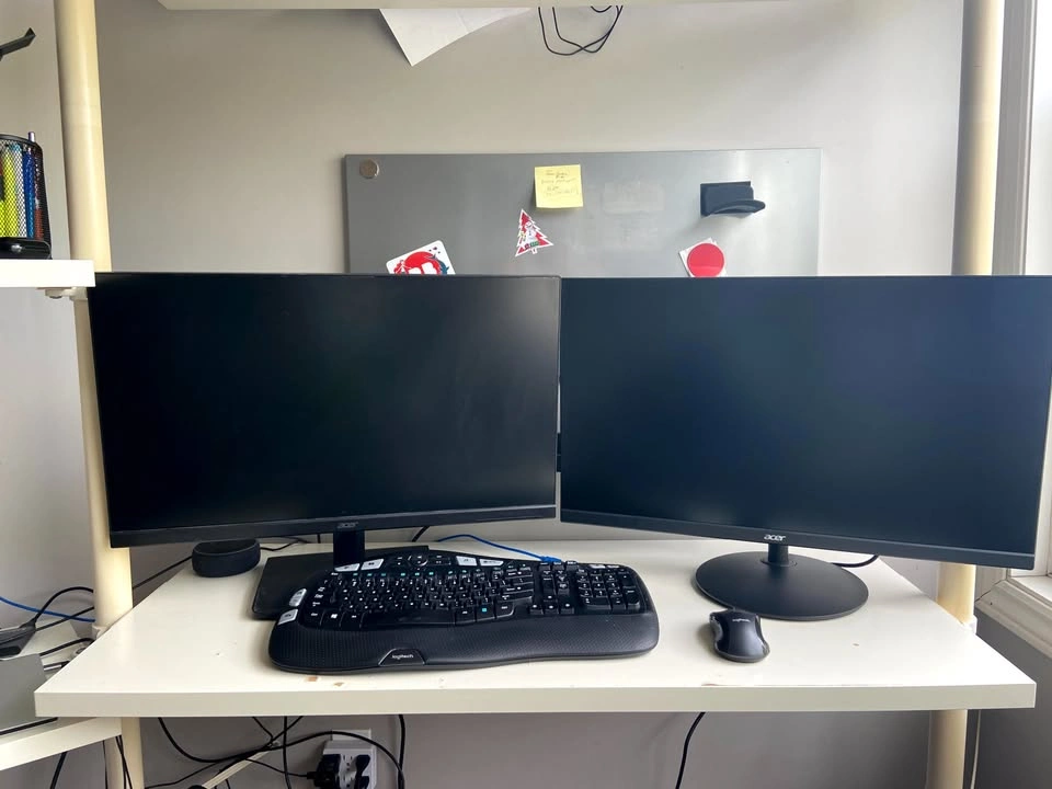 Acer 27" gaming Monitor great condition - photo 4