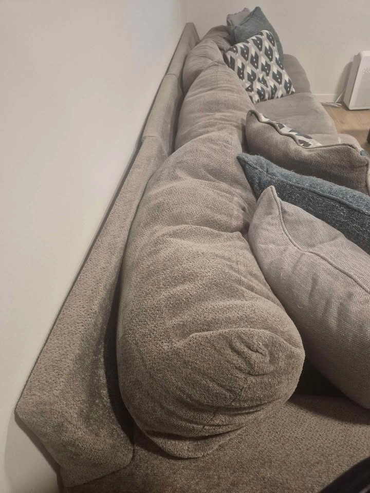 Large sectional - photo 3