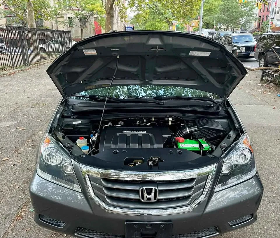 2008 Honda Odyssey �· EX-L Minivan 4D image indicator(8)