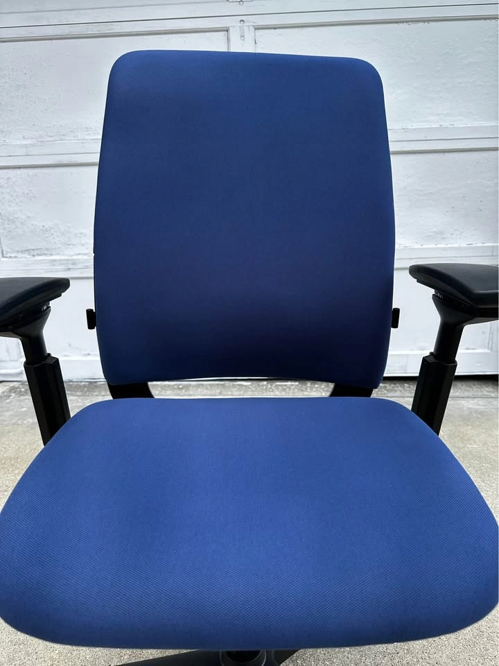 Steelcase Amia Air Ergonomic Office Chair – blue Fabric - photo 5