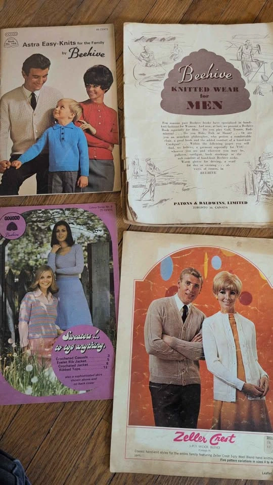 Old knit patterns - 10 ish booklets - photo 2