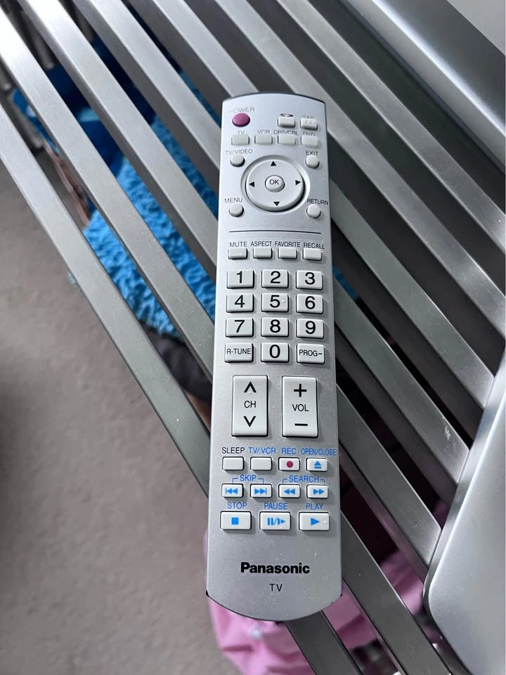 Panasonic 42” TV - photo 3