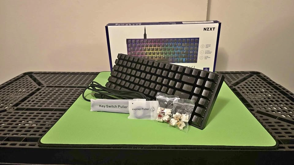 NZXT FUNCTION 2 MiniTKL Swift Linear Optical Switches Gaming Key