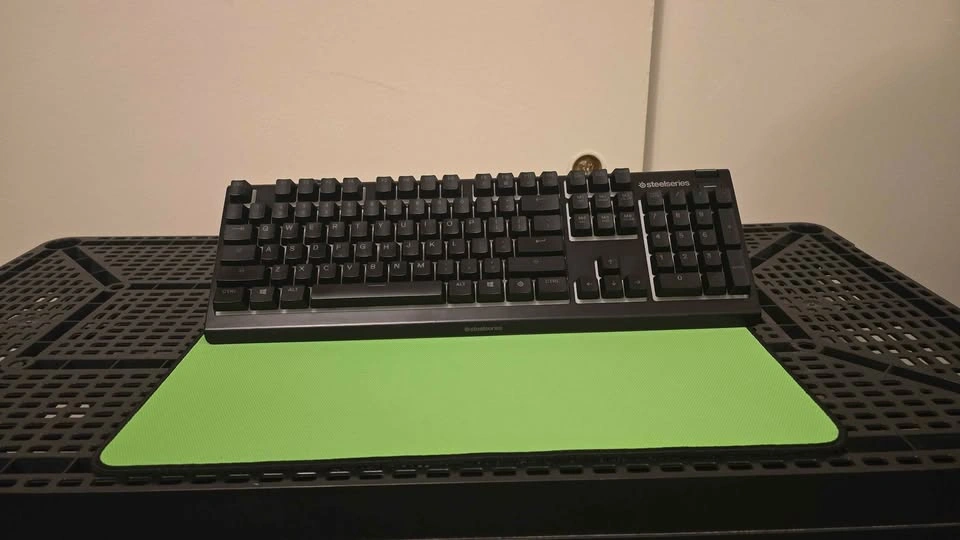 SteelSeries Apex 3 Membrane Gaming Keyboard - photo 2
