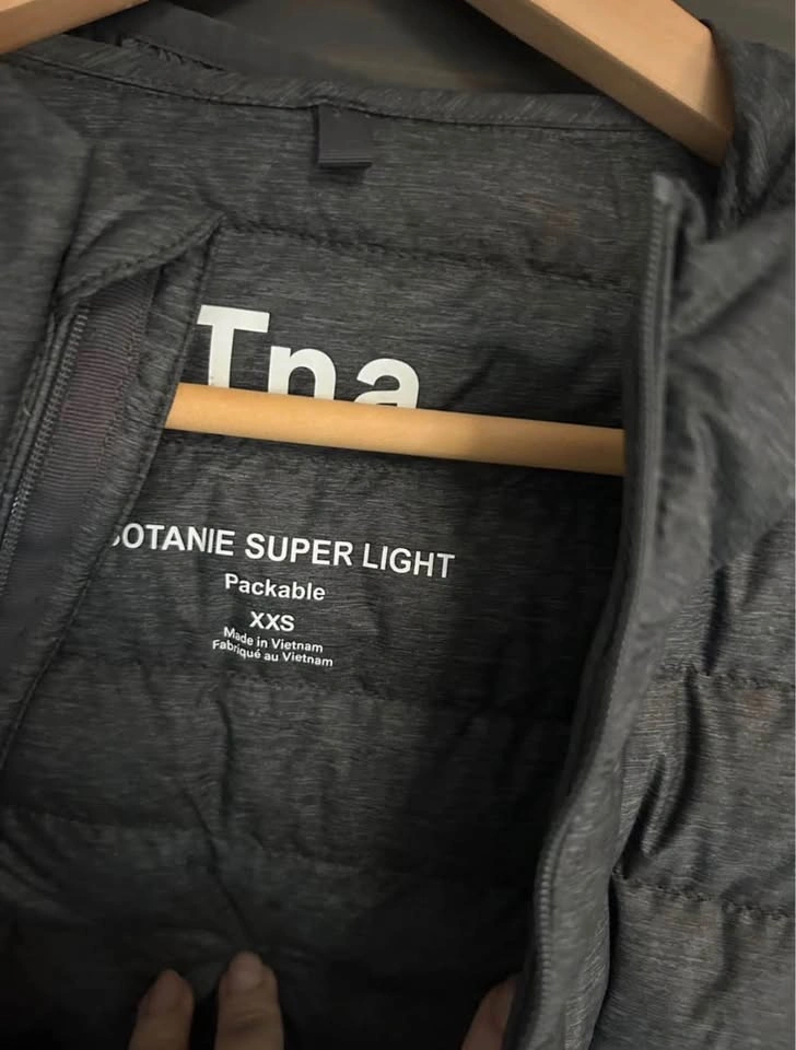 Aritzia TNA TnAction Botanie Long Puffer - photo 5