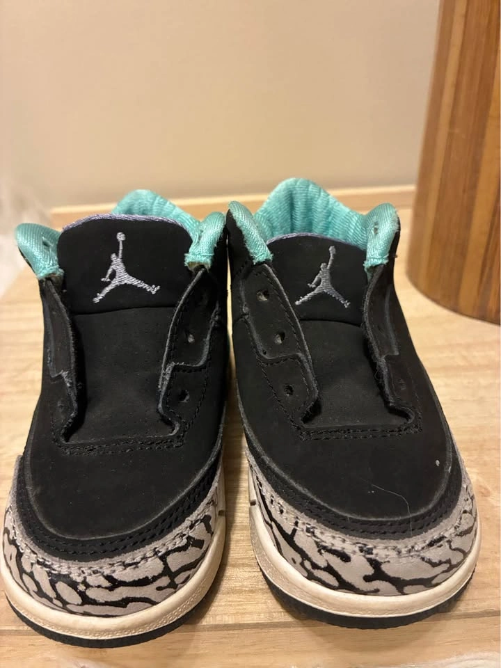 Nike Jordan Baby Sneakers size 5 - photo 2