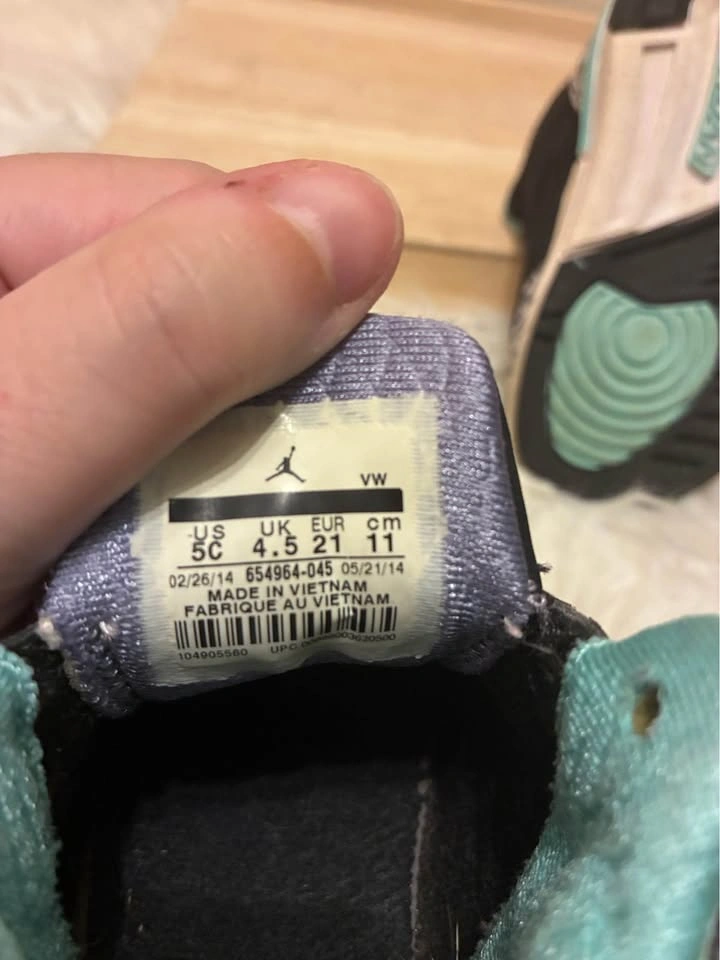 Nike Jordan Baby Sneakers size 5 - photo 5