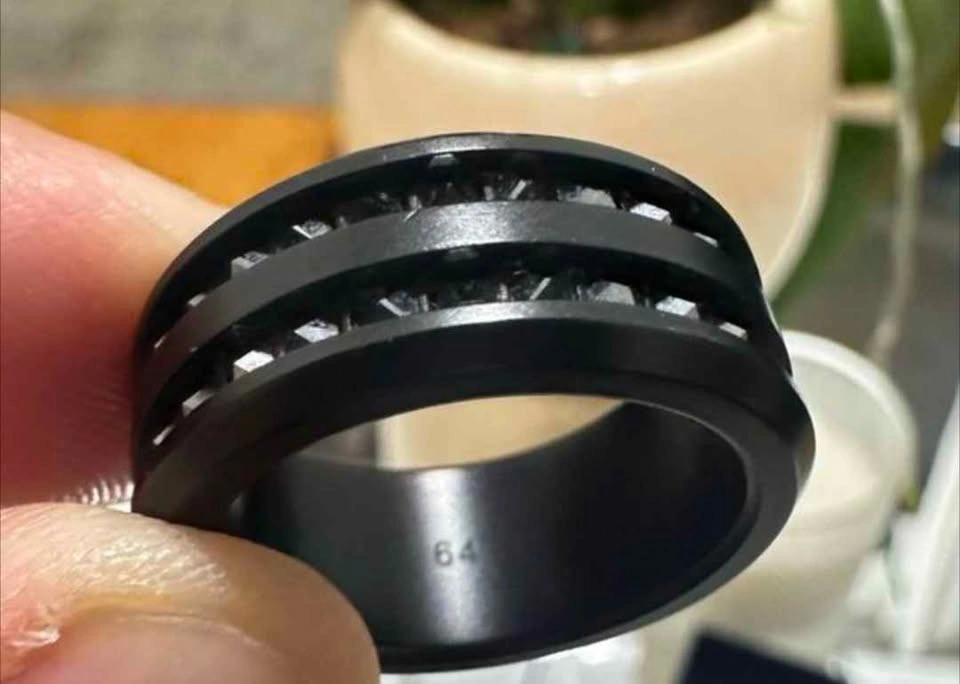BNIB Black Swarovski men's ring with crystals - photo 3