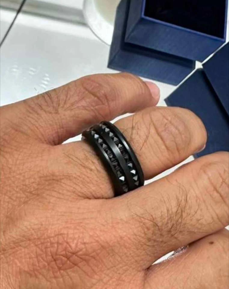 BNIB Black Swarovski men's ring with crystals - photo 4