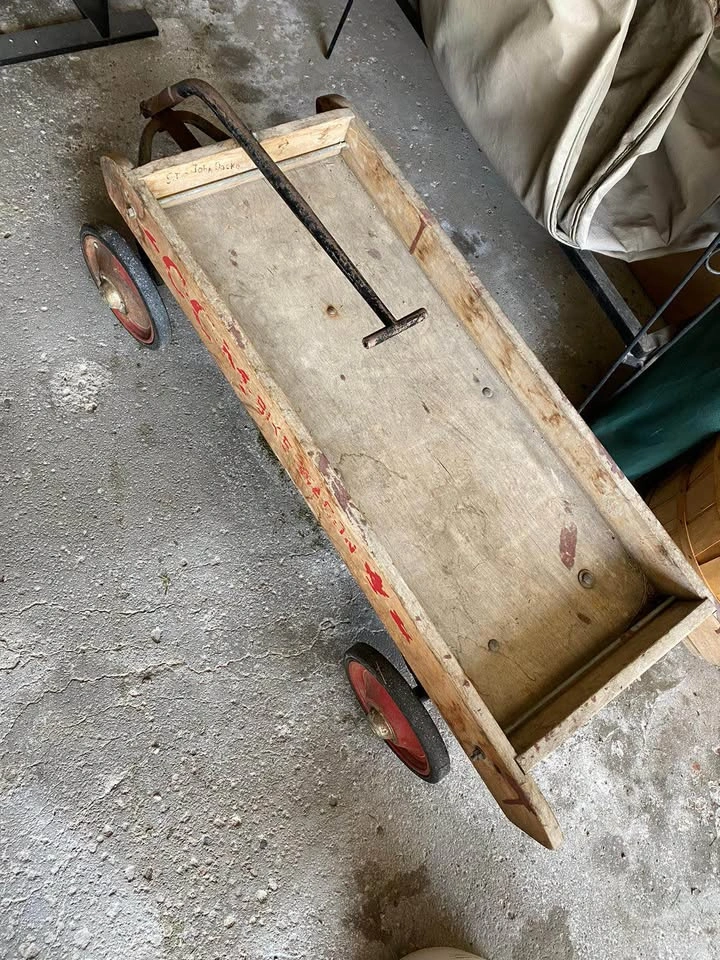 Vintage CCM Bike Wagon - photo 2
