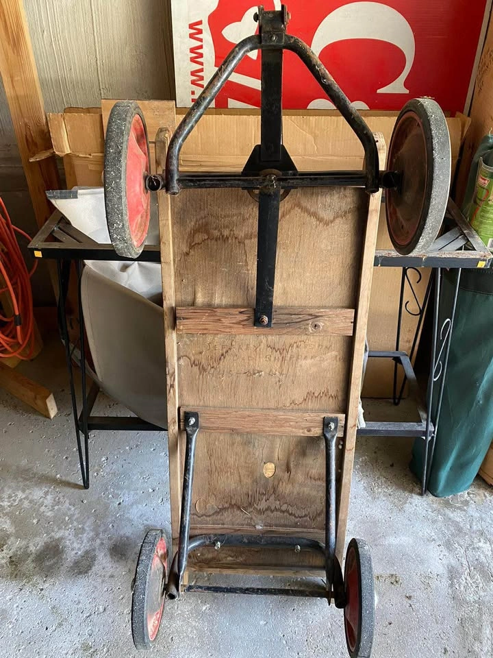 Vintage CCM Bike Wagon - photo 4