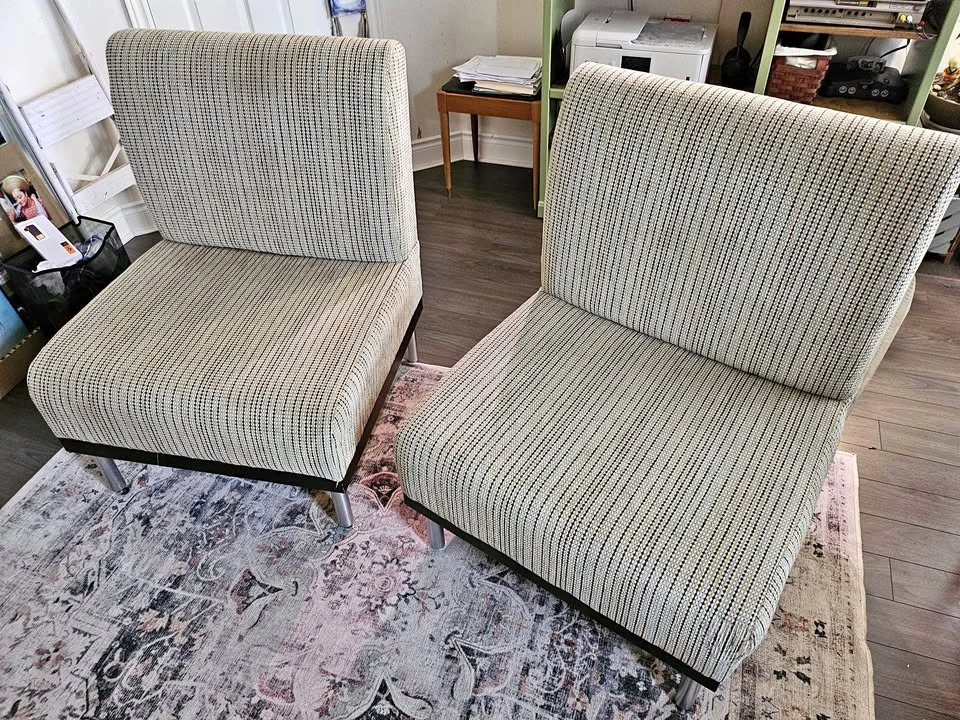 Set of 2 Striped Accent Chairs