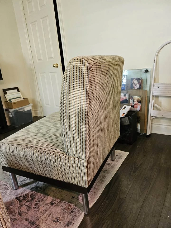Set of 2 Striped Accent Chairs - photo 3