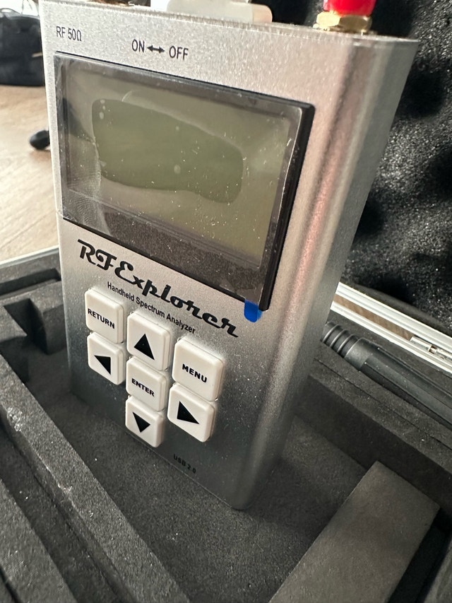 RF Explorer USB 2.0 - photo 2