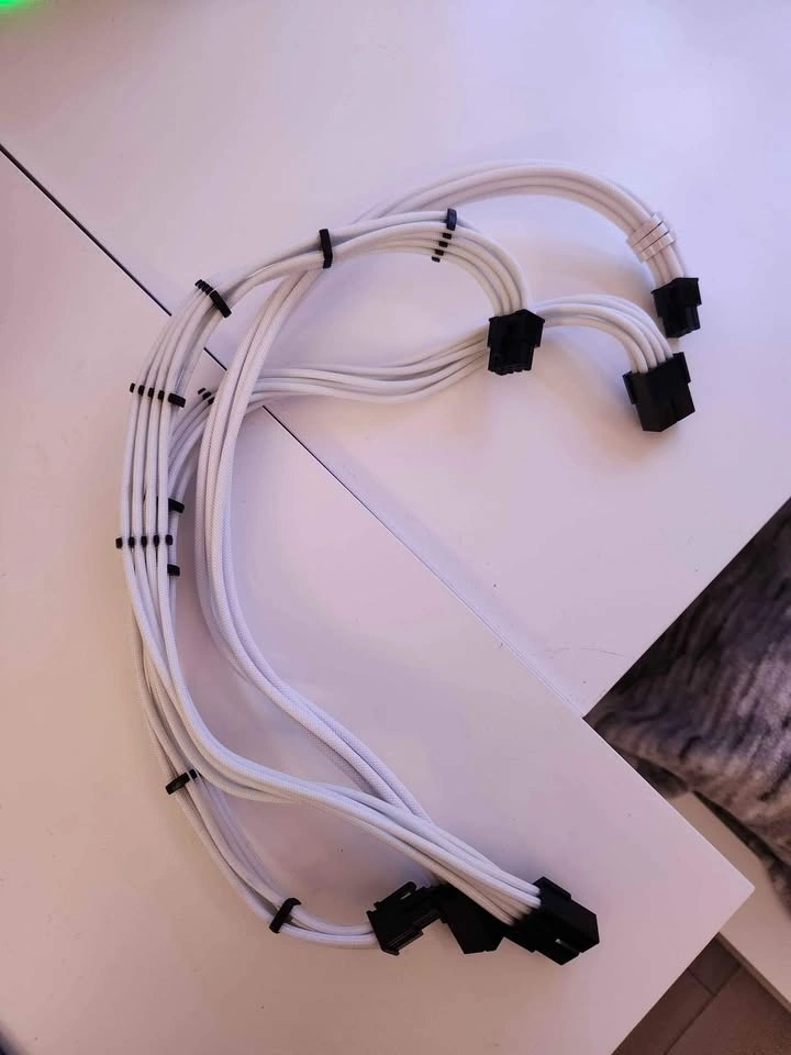 White PSU extension cables