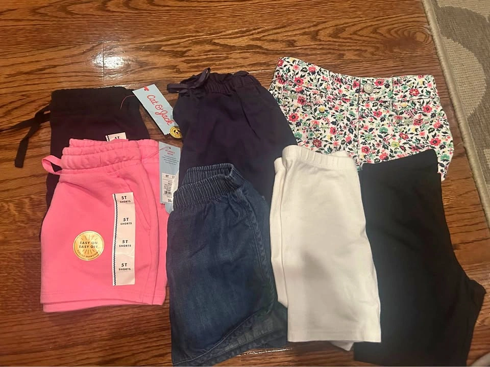 Lot of 5t Girl Shorts