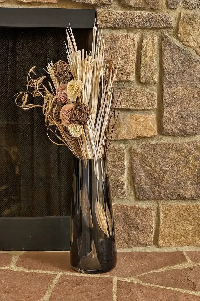 🛍️✨ BUY 3+ ITEMS, GET 50% OFF 🌸 Elegant 16" Vase thumbnail