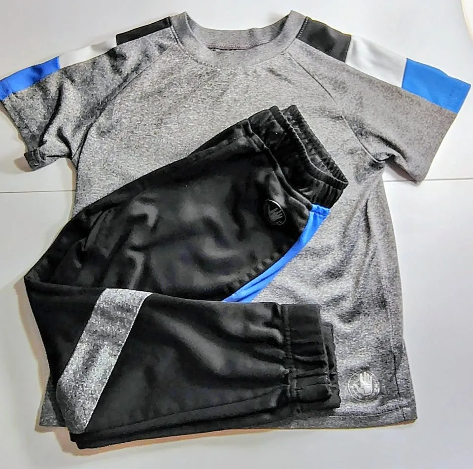 🛍️✨ BUY 3+ ITEMS, GET 50% OFF 👕 Boys Body Glove Outfit thumbnail