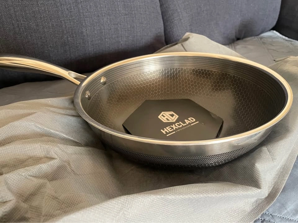 HexClad hybrid pans - photo 4