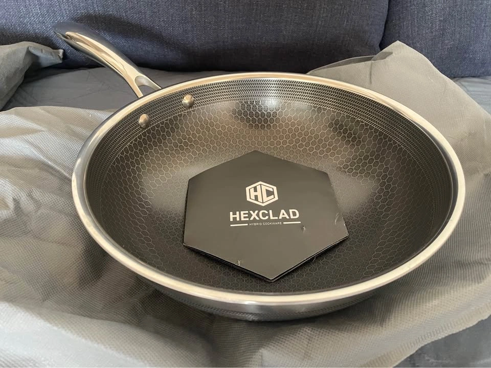 HexClad hybrid pans - photo 5