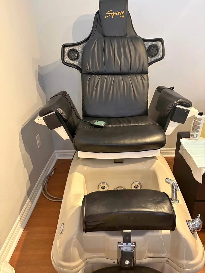 Pedi chair