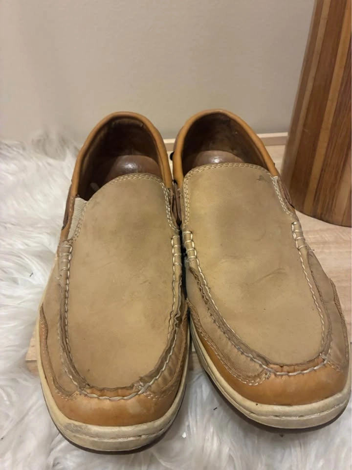 Tommy Bahama Mens Leather Loafers size 9.5 - photo 2