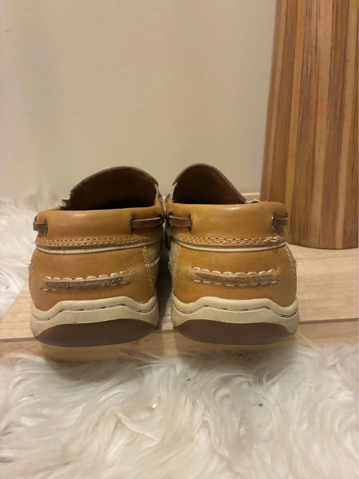 Tommy Bahama Mens Leather Loafers size 9.5 - photo 3