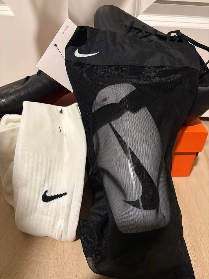 Soccer cleats with socks and pads - photo 3