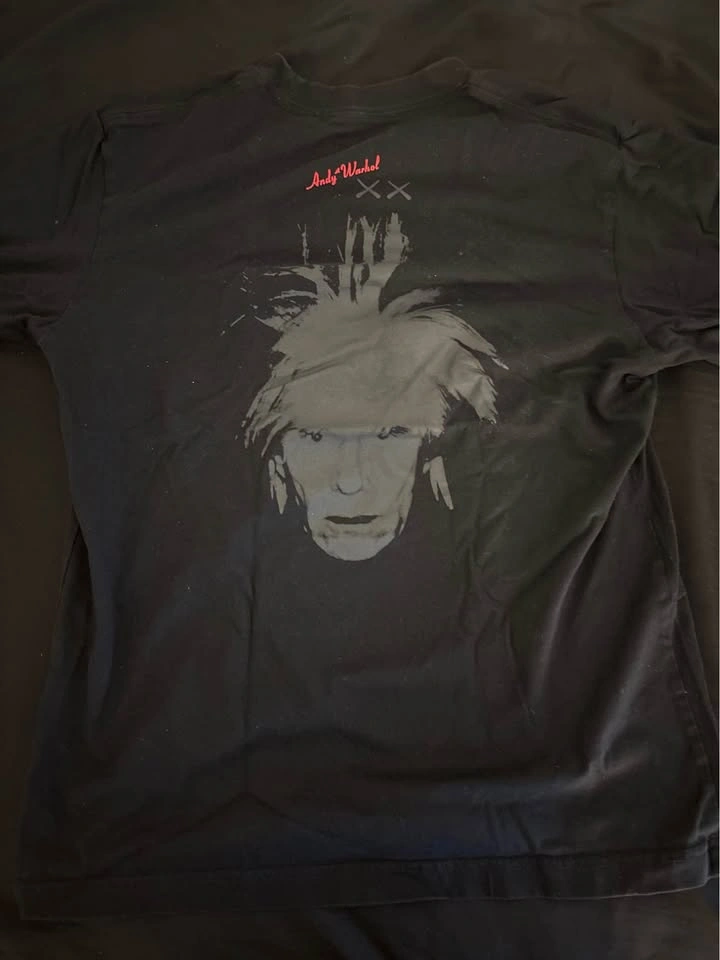 Uniqlo - Kaws+Warhol Collab t shirt - photo 2