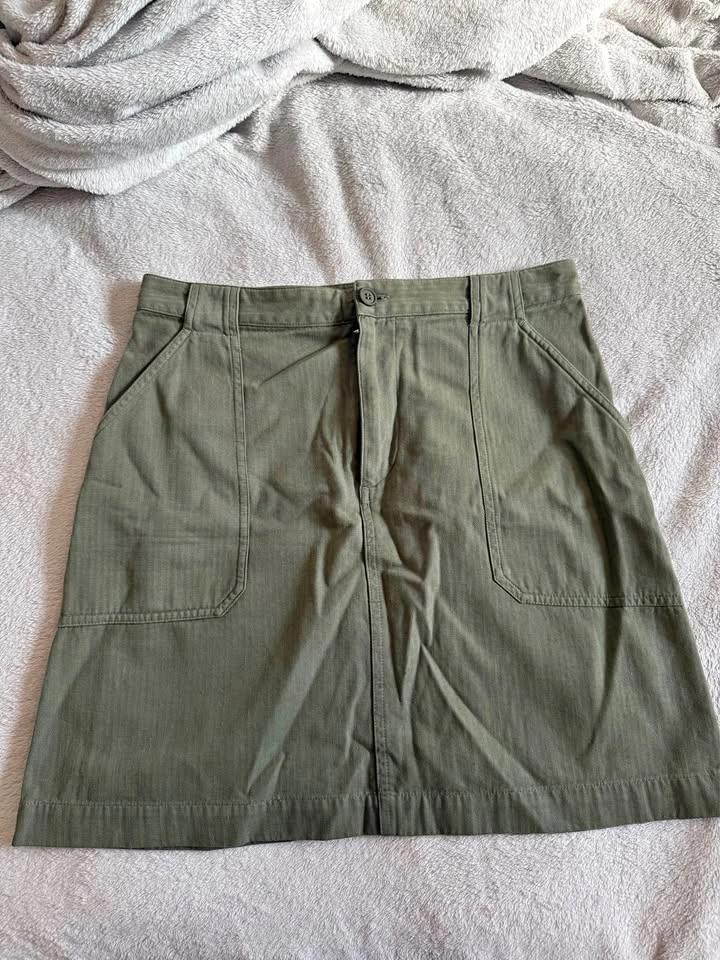 A.P.C. Olive Green Skirt
