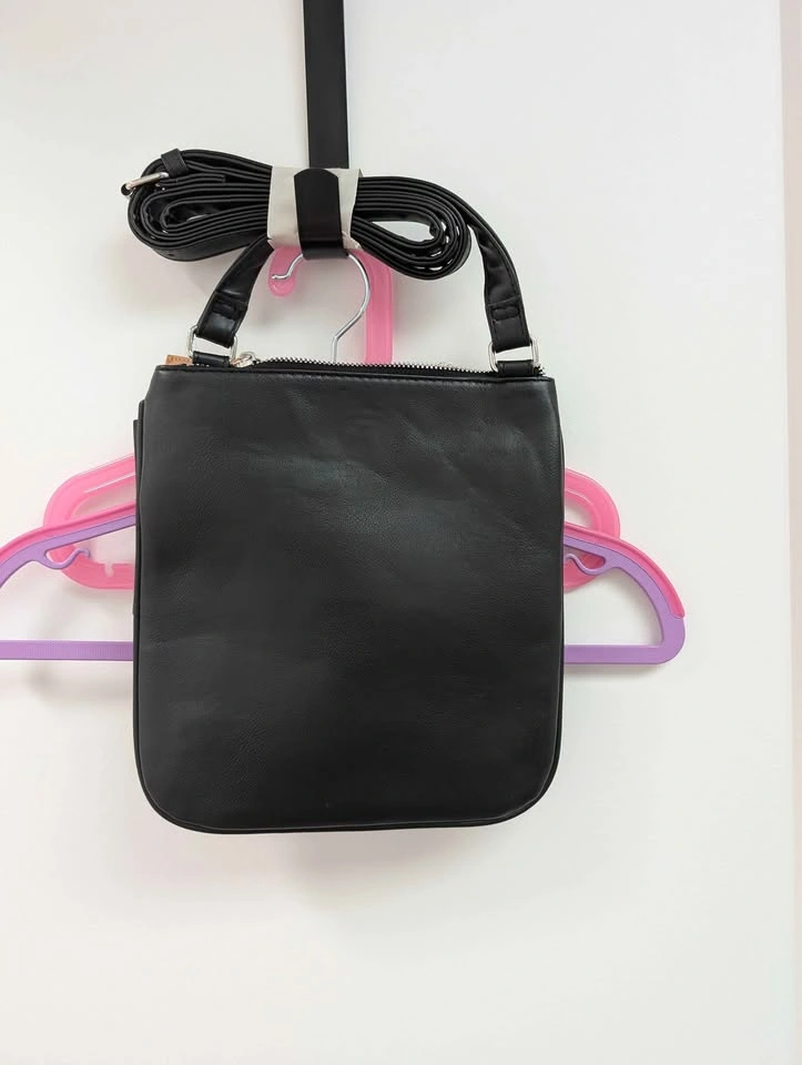Tahari Cross Body Bag - photo 2