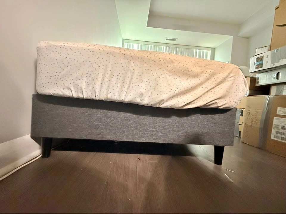Twin bed frame, foldable, easy snap