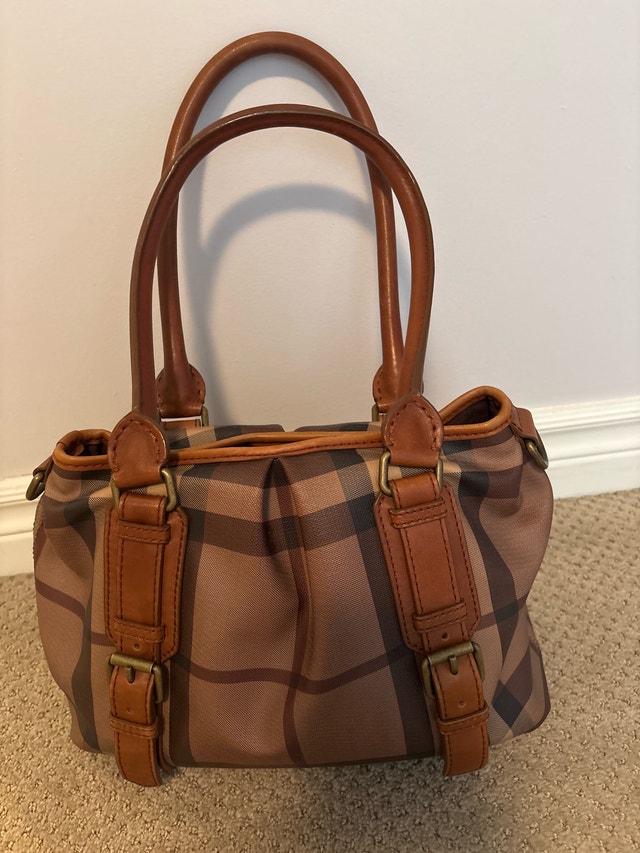 Burberry bag - photo 2