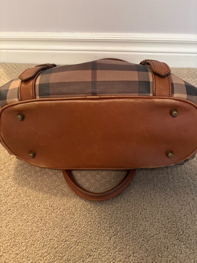 Burberry bag - photo 3