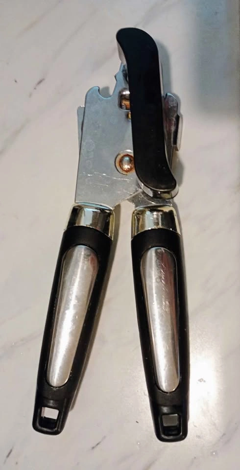 Can opener - photo 2