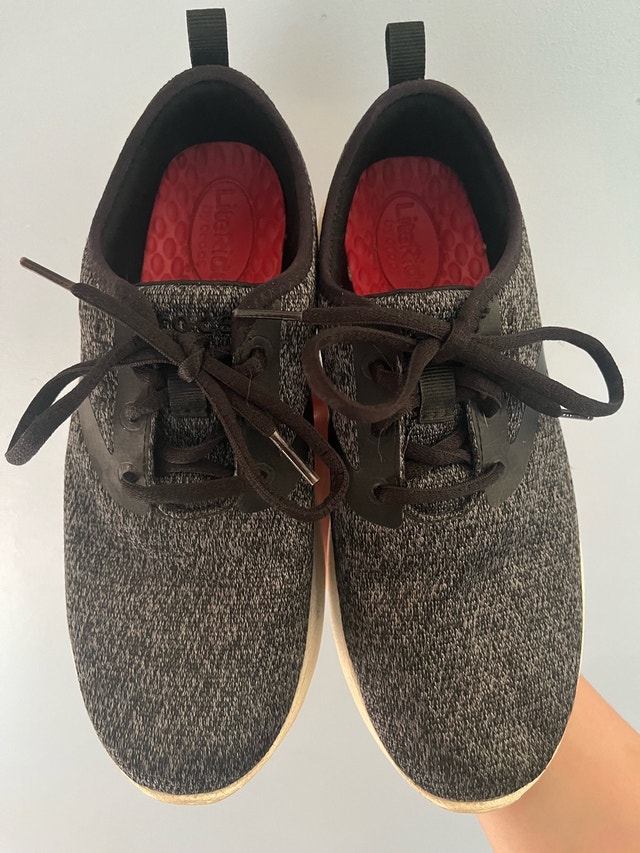 Crocs LiteRide Pacer Shoes Women’s 7 - photo 4