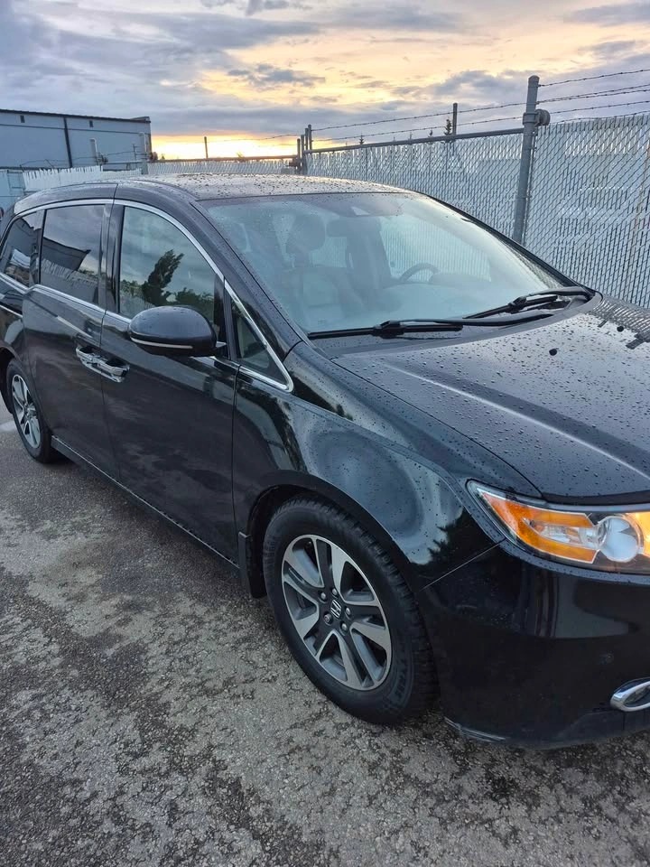 2015 Honda Odyssey - photo 3