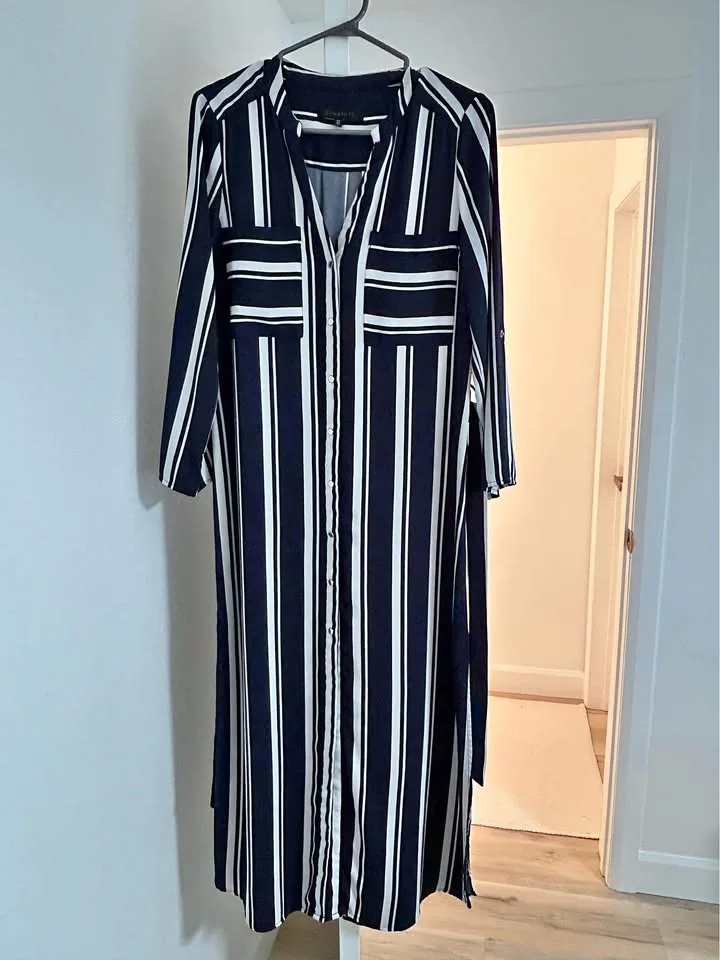 LONG WOMENS SILK DRESS-SIZE SMALL thumbnail