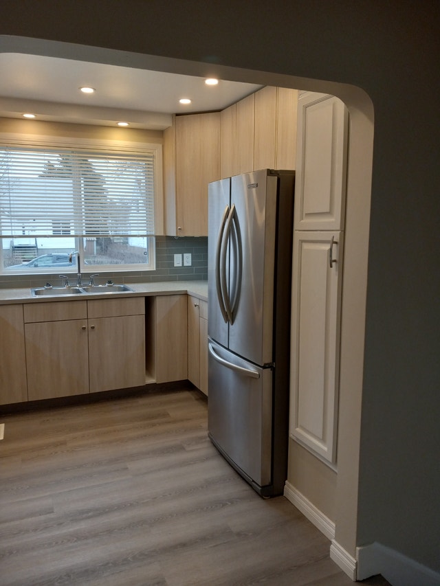 2 Bedroom Main flr house (utilities incl) - photo 2