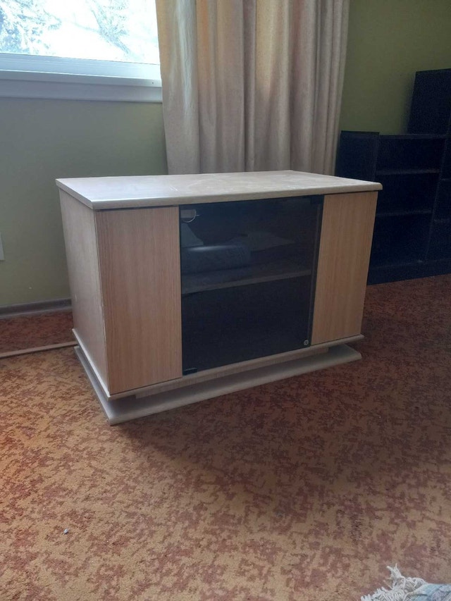 Cabinet (solid wood) with storage and side sliders