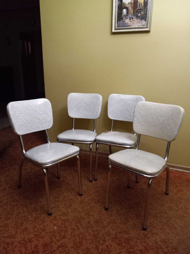 Vintage Chrome Dining Room Set - photo 4
