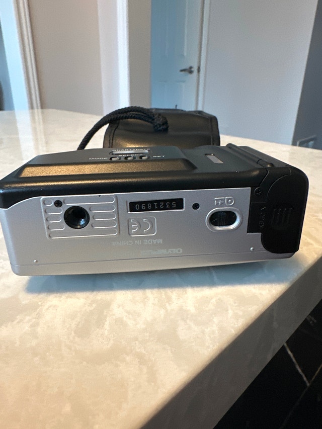 Olympus Trip XB40 AF 35mm Point & Shoot Film Camera - photo 5